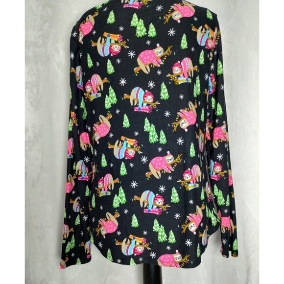 No Boundaries Juniors  XL Sloth & Tree Festive Print Long Sleeve Top - Picture 3 of 8
